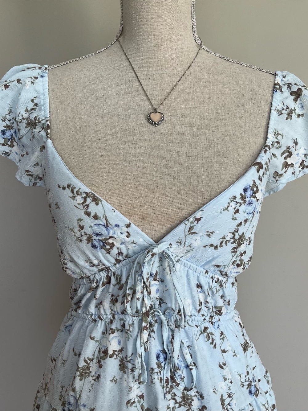 Sky Blue Floral Tie-Front Mini Dress - Picture 5 of 8